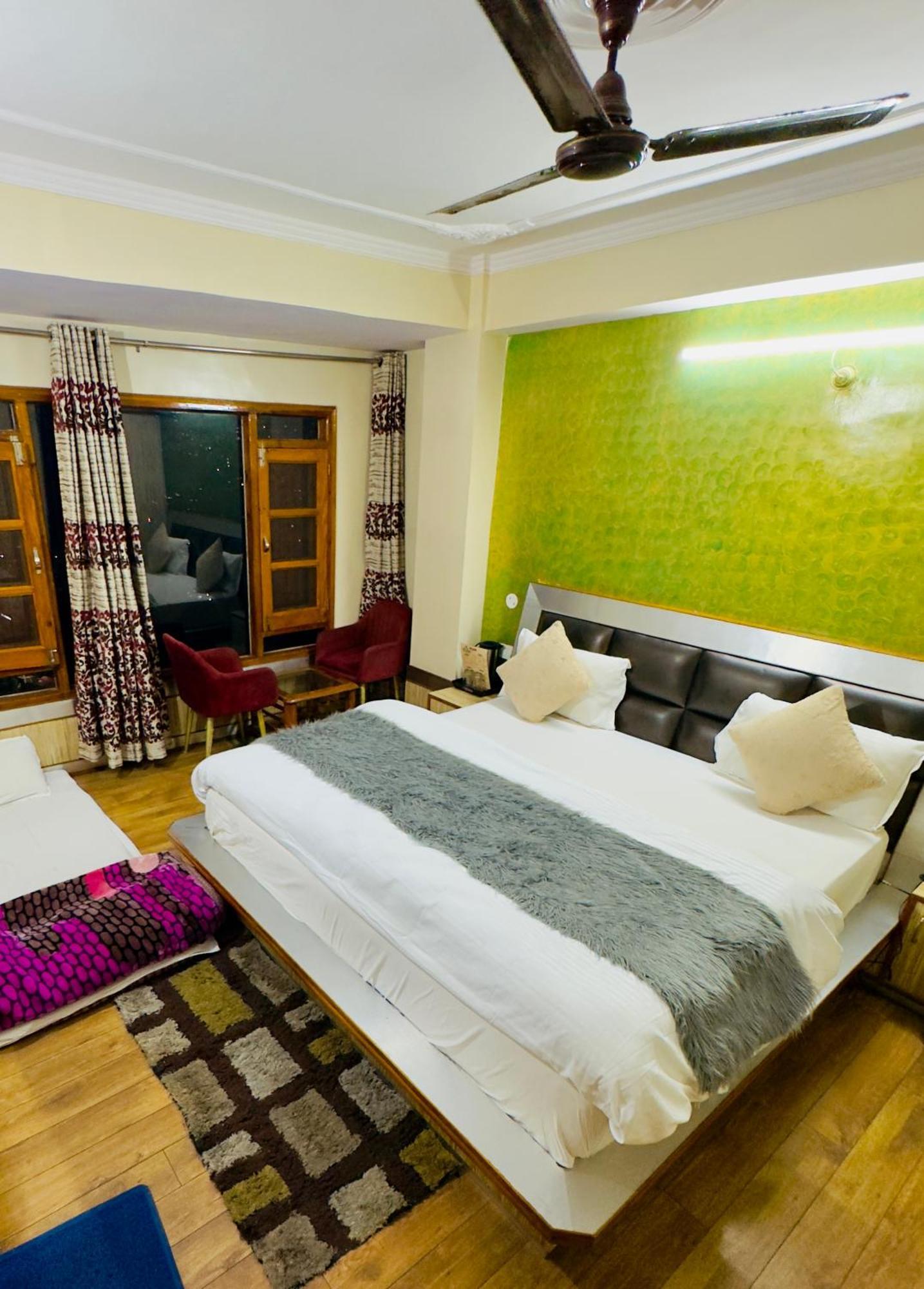 שימלה Hotel Apple Regency מראה חיצוני תמונה